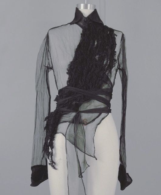 sculpture of plants and flowers